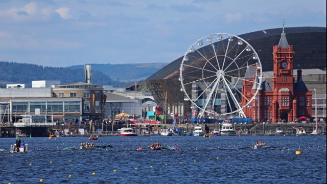 Rowing in Cardiff Bay